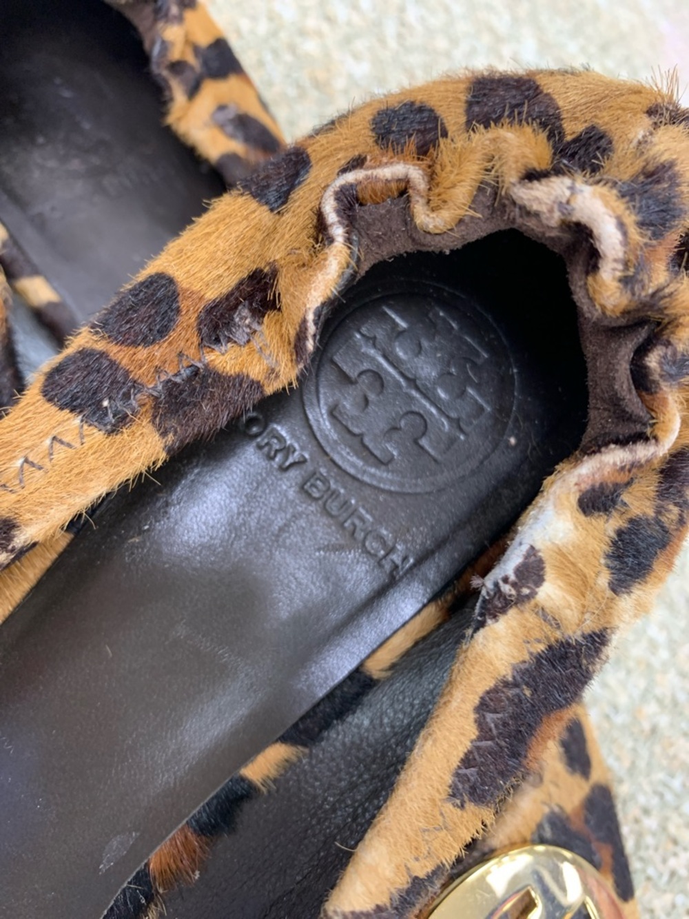Tory Burch Leopard-Print Reva Ballet Flats with Gold Logo - Picture 3 of 7